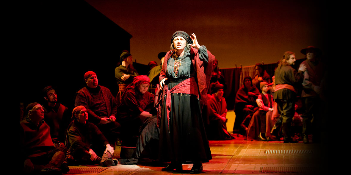 seattle opera il trovatore